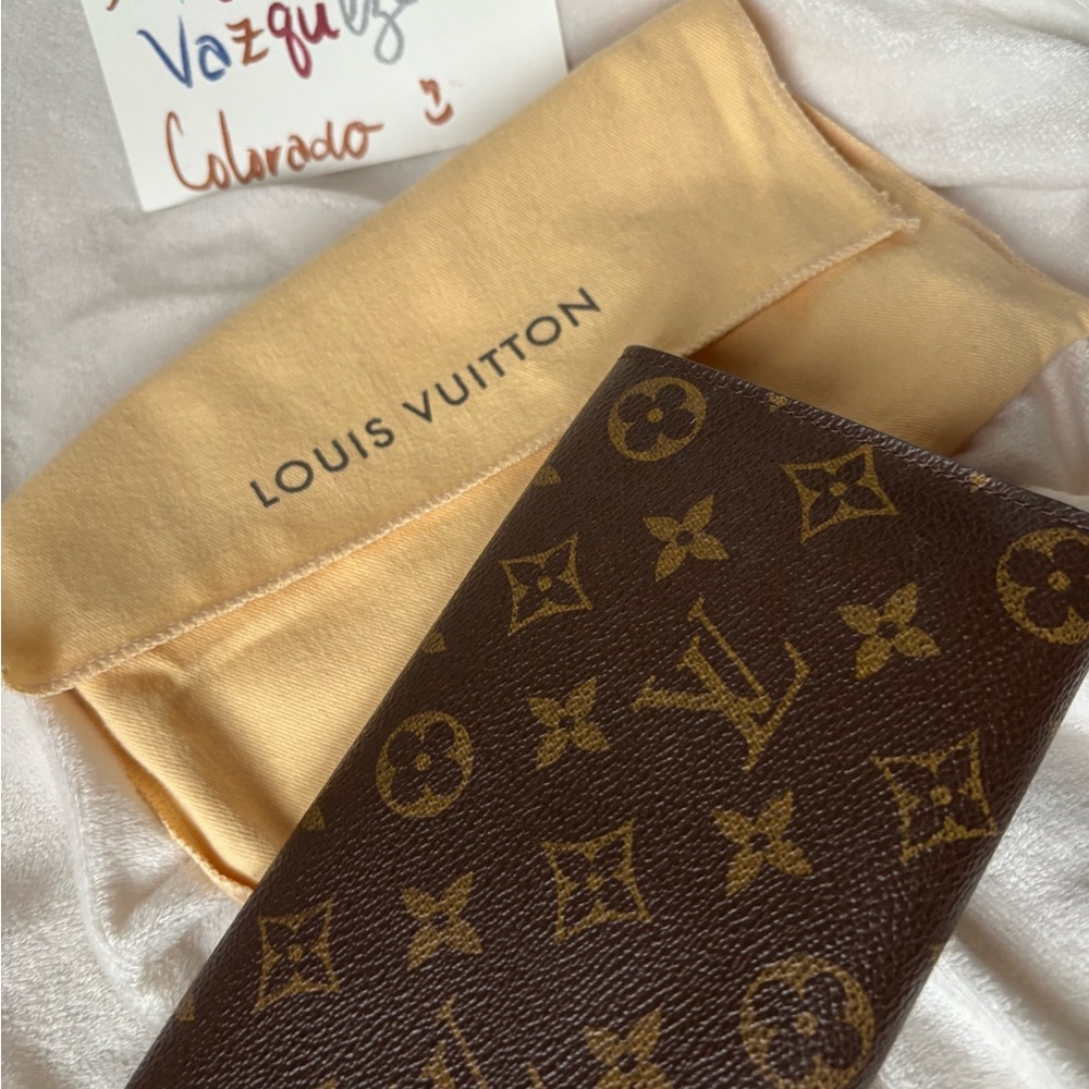 Louis Vuitton Brown Wallet with Gold Zipper